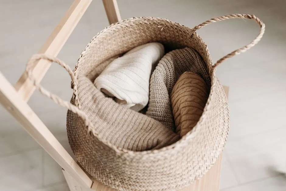 Diaper Bag Checklist: What to Pack for Any Outing